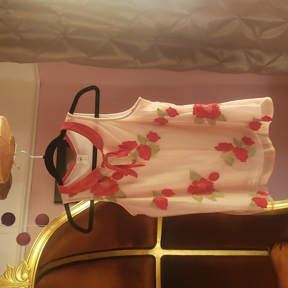 Snow White Lauren Conrad Peter Pan Collar Rose Sleeveless Small